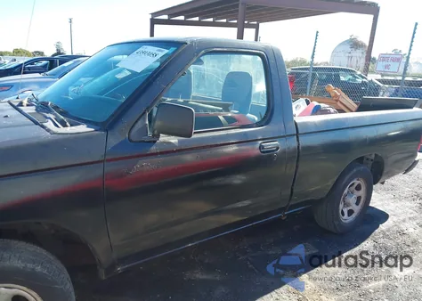2000 Nissan Frontier Xe из США, поврежденный, VIN 1N6DD21S4YC388021